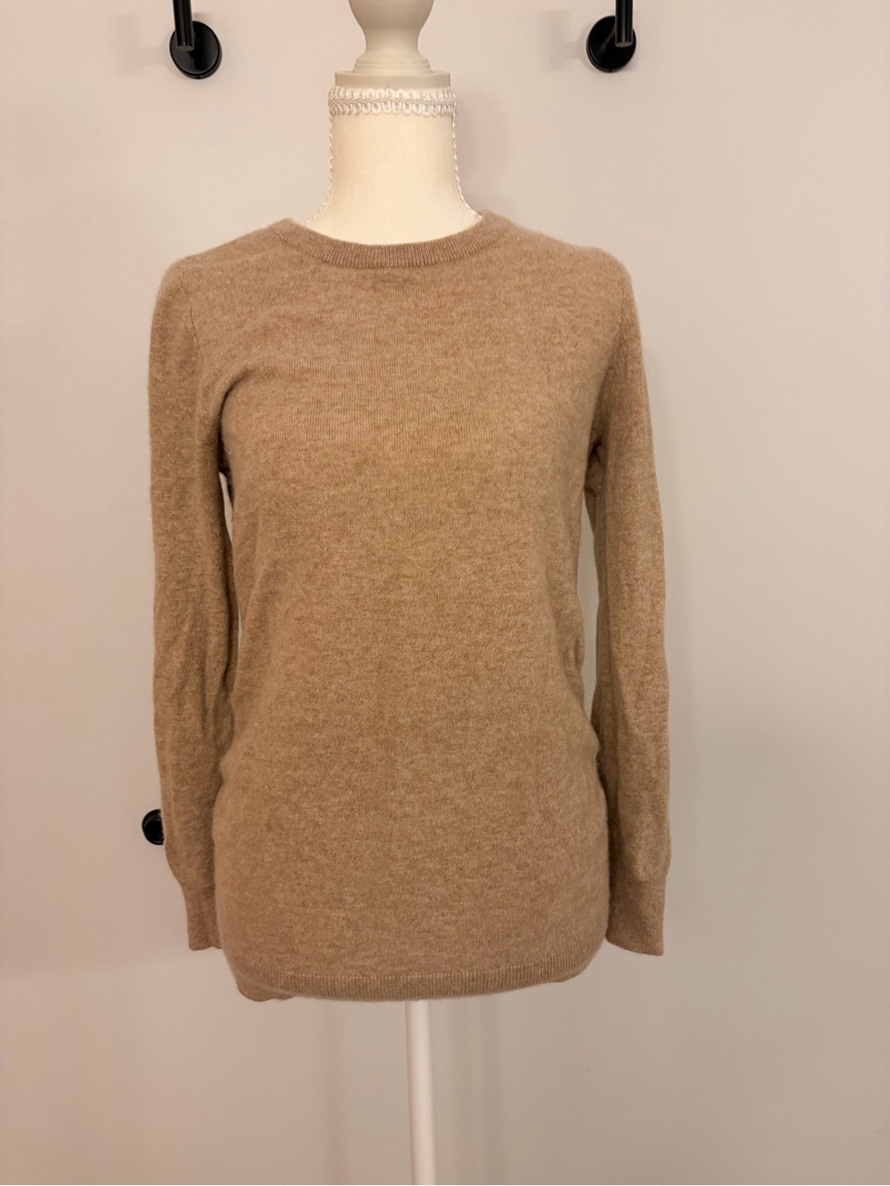 Quince Women's Oatmeal Heather Cashmere Crewneck Maternity Sweater, Medium